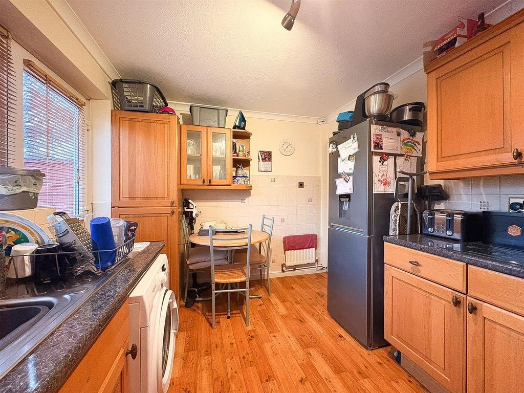 Kitchen-3.jpg