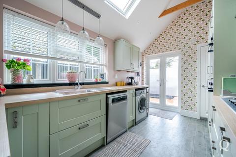4 bedroom terraced house for sale, Borden Lane, Sittingbourne, Kent, ME10