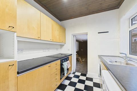 2 bedroom terraced house for sale, Binfield Square, Ella Street, Hull, HU5 3AP