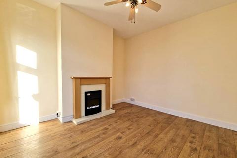 undefined, LUTON, LU3