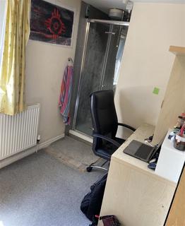 2 bedroom apartment to rent, Albany Road, Roath