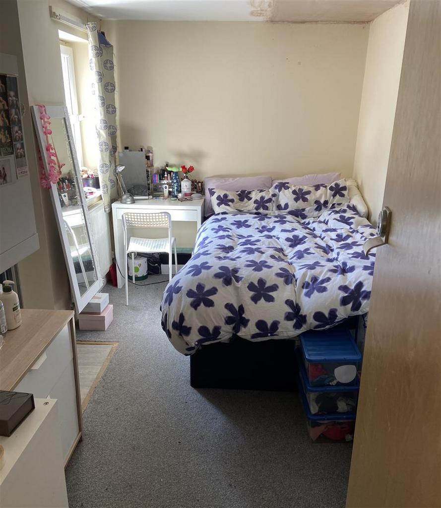 Flat 2 (3) 2.jpeg