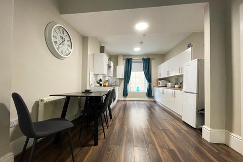 6 bedroom terraced house for sale, Castlemona Avenue, Isle Of Man IM2