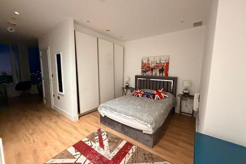 undefined, West Gate, London W5