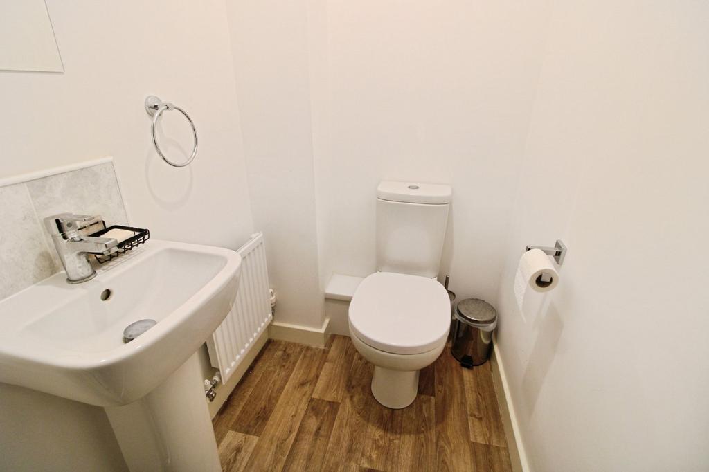 Cloakroom / WC