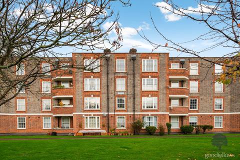 undefined, Grand Drive, London SW20