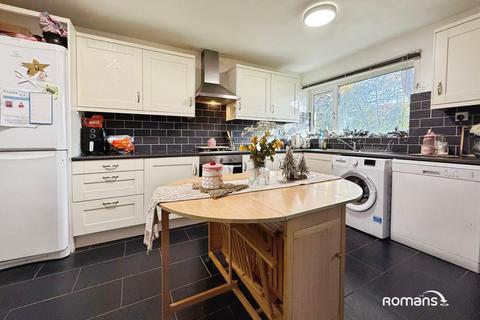 undefined, Brookside Walk, Tadley