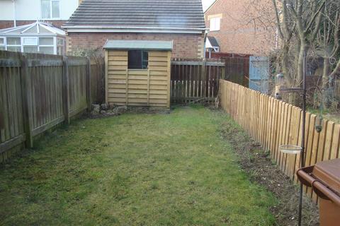2 bedroom mews to rent, Sterne Close, Ettiley Heath