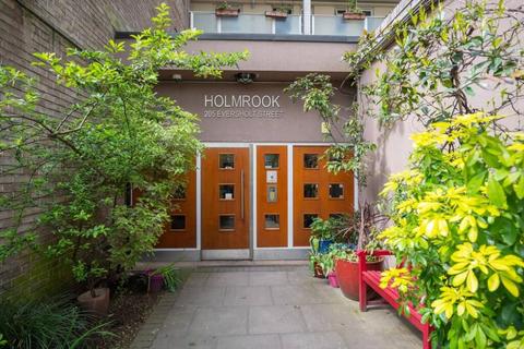 3 bedroom flat to rent, Mornington Crescent, London NW1