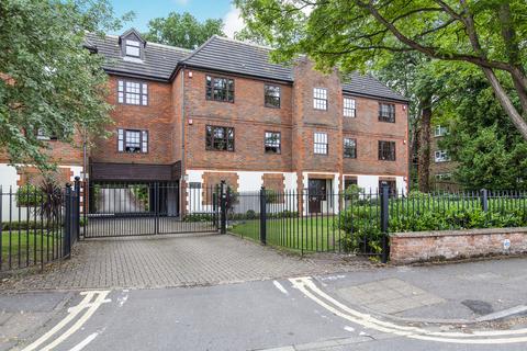 1 bedroom flat to rent, St Michaels Court, Princes Road, Weybridge, KT13
