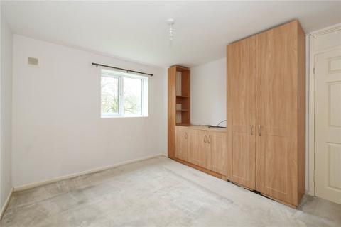 2 bedroom flat to rent, Hoyle Court Road, Shipley BD17