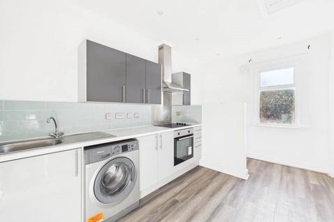 1 bedroom apartment to rent, Bruton Way, Gloucester, Gloucestershire, GL1