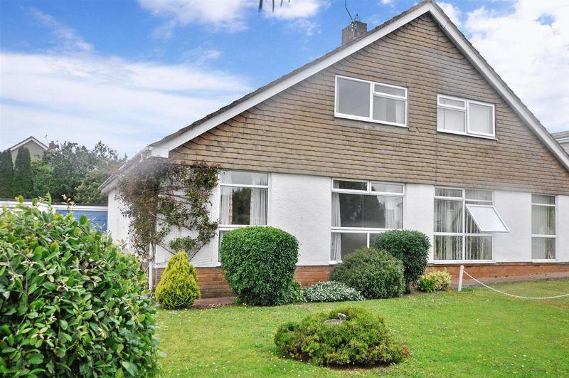 Broadley Drive, Livermead, Torquay 3 bed semidetached house £229,950