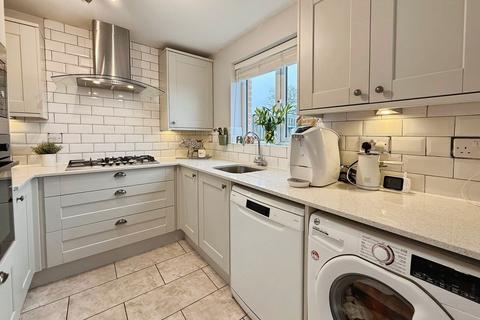 undefined, Llwyngwern, Swansea SA4