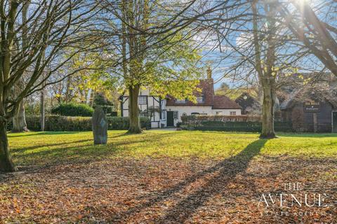 undefined, The Green South, Warborough, Oxfordshire