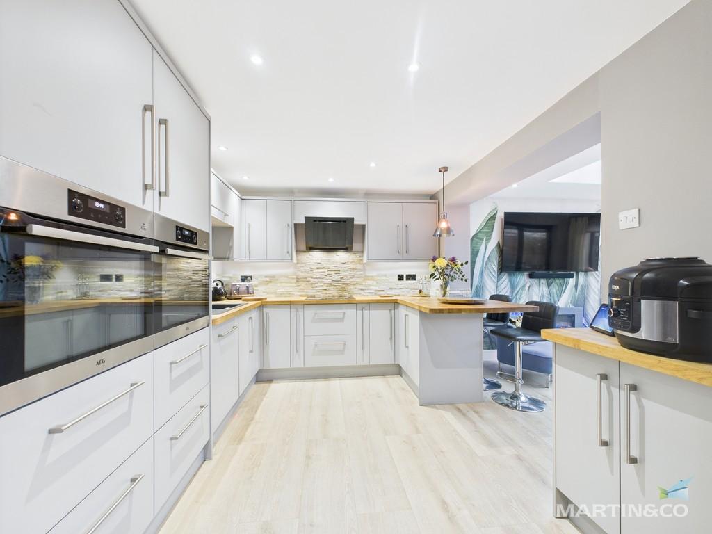 Kitchen2