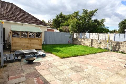 undefined, Mossley Avenue