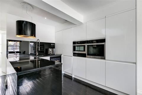 undefined, Blenheim Crescent, London W11