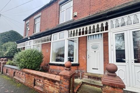 3 bedroom terraced house to rent, St Annes Avenue, Royton OL2