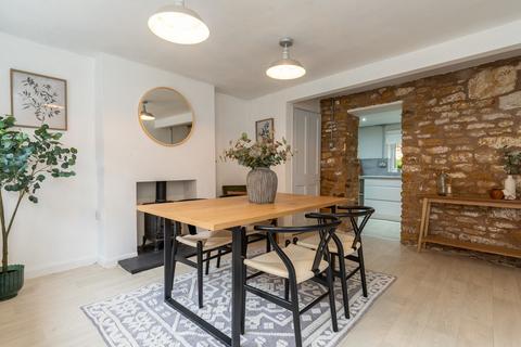 3 bedroom cottage for sale, Post House, Church Street, Barrowby