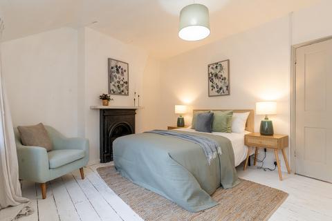 3 bedroom cottage for sale, Post House, Church Street, Barrowby