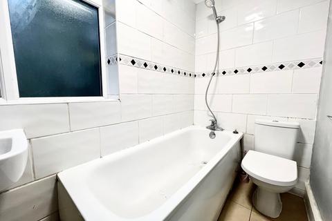 undefined, Coombe Road , South Croydon