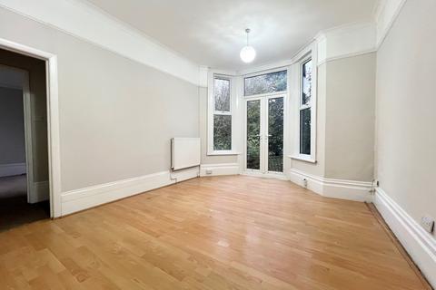 undefined, Coombe Road , South Croydon