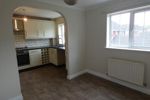 4 bedroom townhouse to rent, Holborn Crescent, Priorslee
