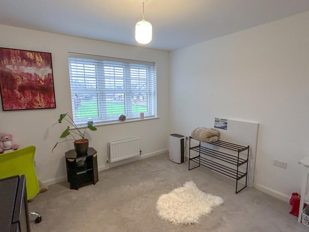 Bedroom 2-1