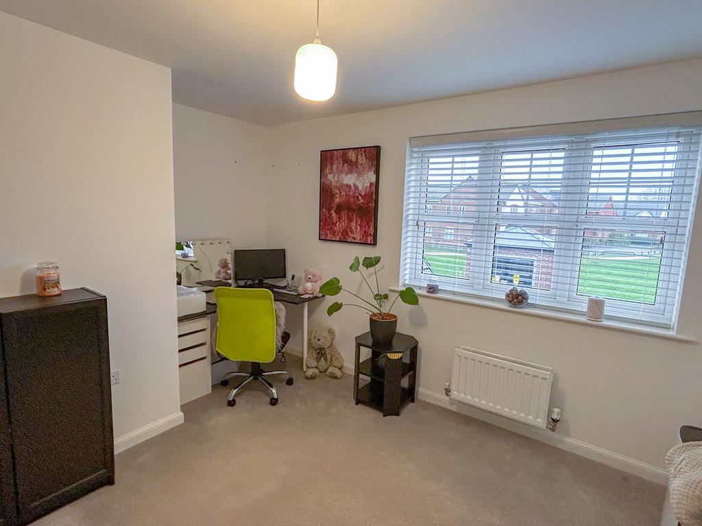 Bedroom 2-2