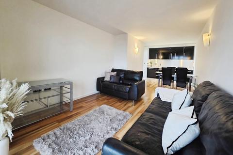 2 bedroom apartment to rent, Whitehall Waterfront, Riverside Way LS1
