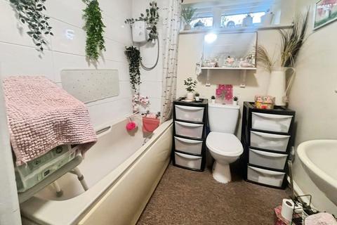 1 bedroom terraced bungalow for sale, The Elms, Scotter
