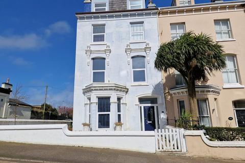 6 bedroom end of terrace house for sale, Derby Road, Isle Of Man IM2
