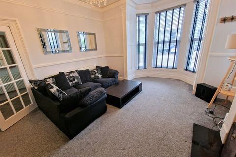 6 bedroom end of terrace house for sale, Derby Road, Isle Of Man IM2