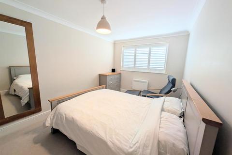 2 bedroom detached house for sale, High Street, Broughton, Stockbridge