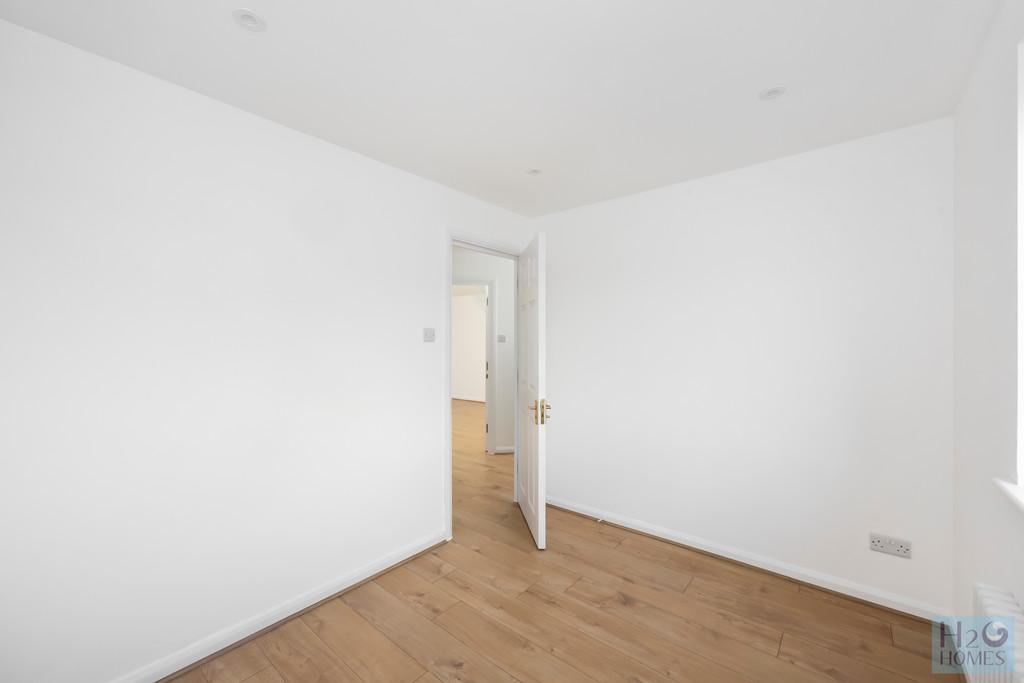 The Strand, Hamilton Court, Flat 6-002
