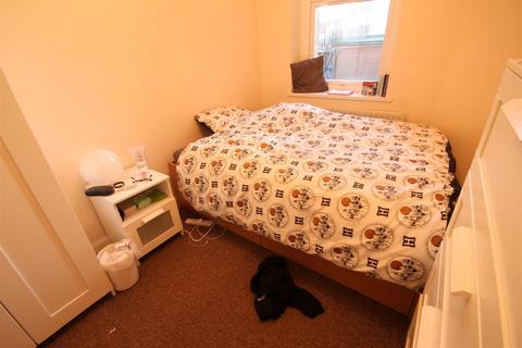 undefined, Claremont Road, Spital Tongues