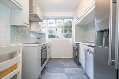 undefined, Colney Hatch Lane, London, N10