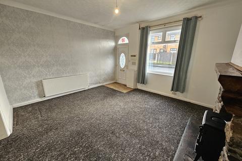3 bedroom terraced house to rent, Canal Street, Hopwood, OL10 2JR