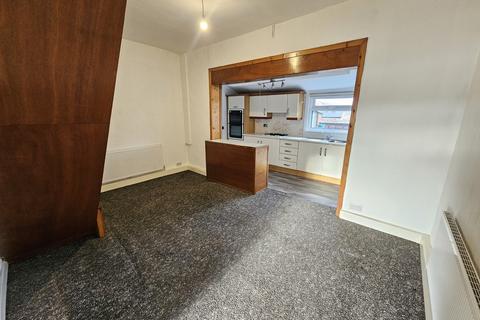 3 bedroom terraced house to rent, Canal Street, Hopwood, OL10 2JR