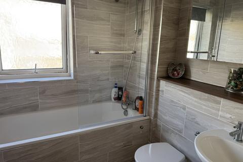 1 bedroom apartment to rent, Hamilton Court, Brighton Marina Village