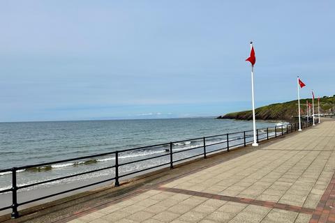 undefined, Marine Parade, Peel IM5