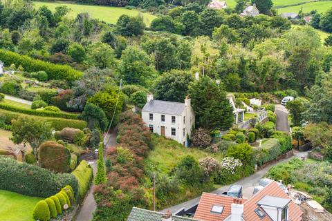 2 bedroom detached house for sale, Clay Head Road, Isle Of Man IM4