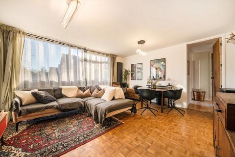 undefined, Gordon Road, London W5