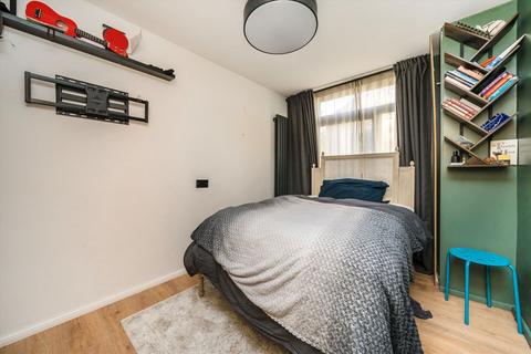 undefined, Gordon Road, London W5
