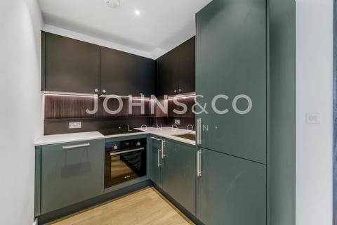 undefined, Eden Grove, Staines-upon-Thames, TW18