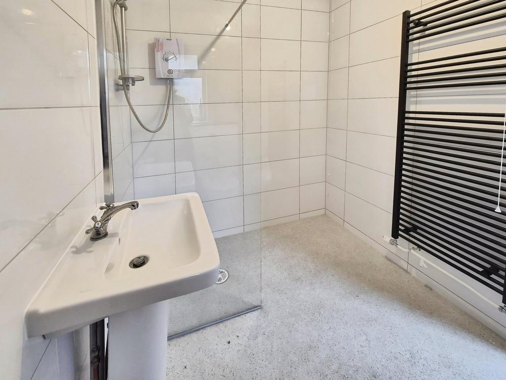Wet room 1