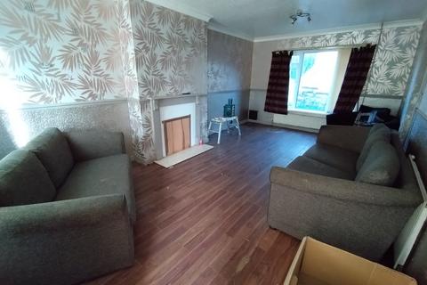 4 bedroom semi-detached house for sale, Millstone Avenue, Talke, Stoke-on-Trent