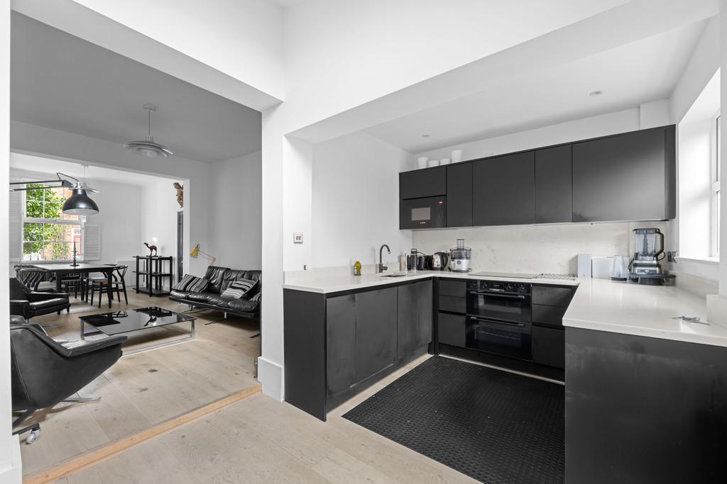 34 Westminster Rd, Hoole, Chester CH2 3 AU, UK5