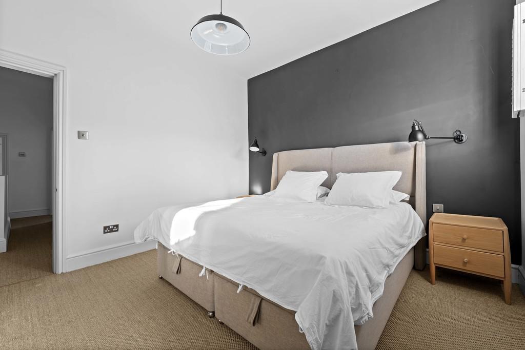 34 Westminster Rd, Hoole, Chester CH2 3 AU, UK11